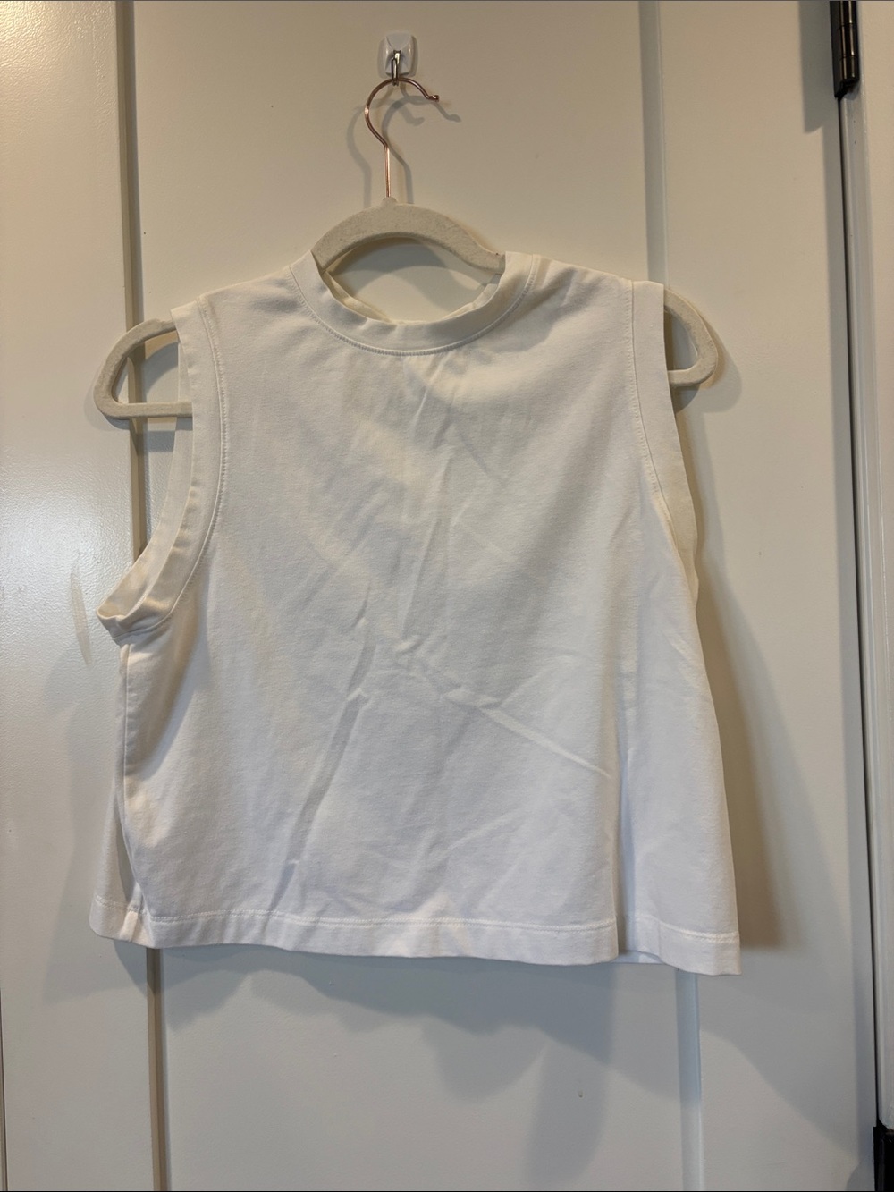 a new day White Sleeveless Cropped Tank Top